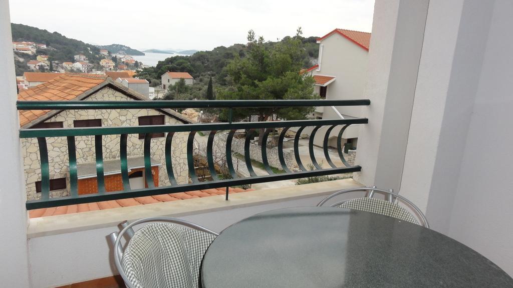 Villa Dvorine Tisno Pokój zdjęcie