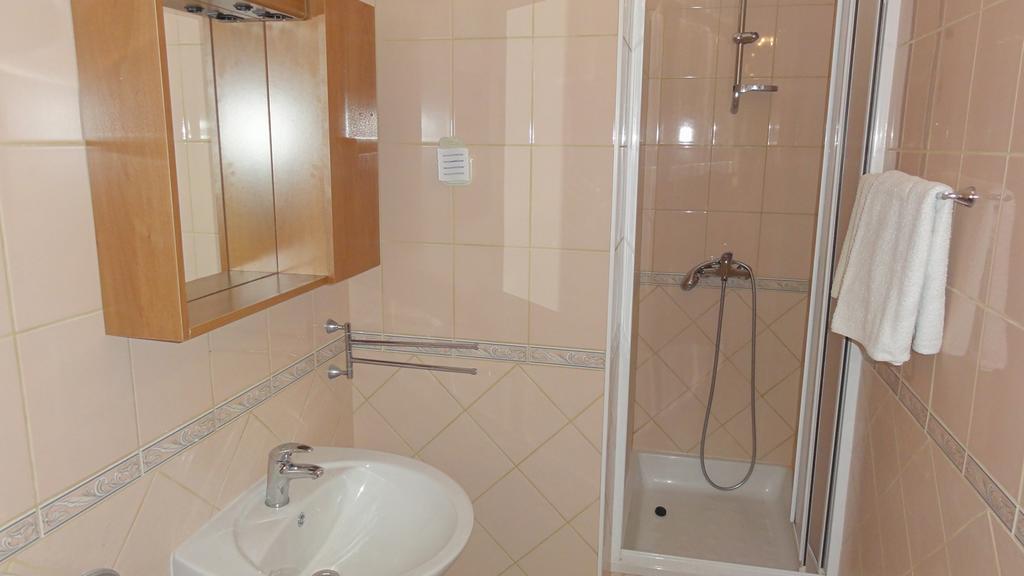 Villa Dvorine Tisno Pokój zdjęcie